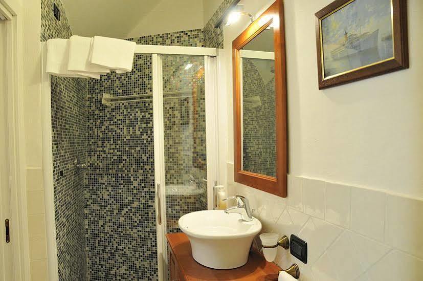 Michela Rooms Riomaggiore Extérieur photo