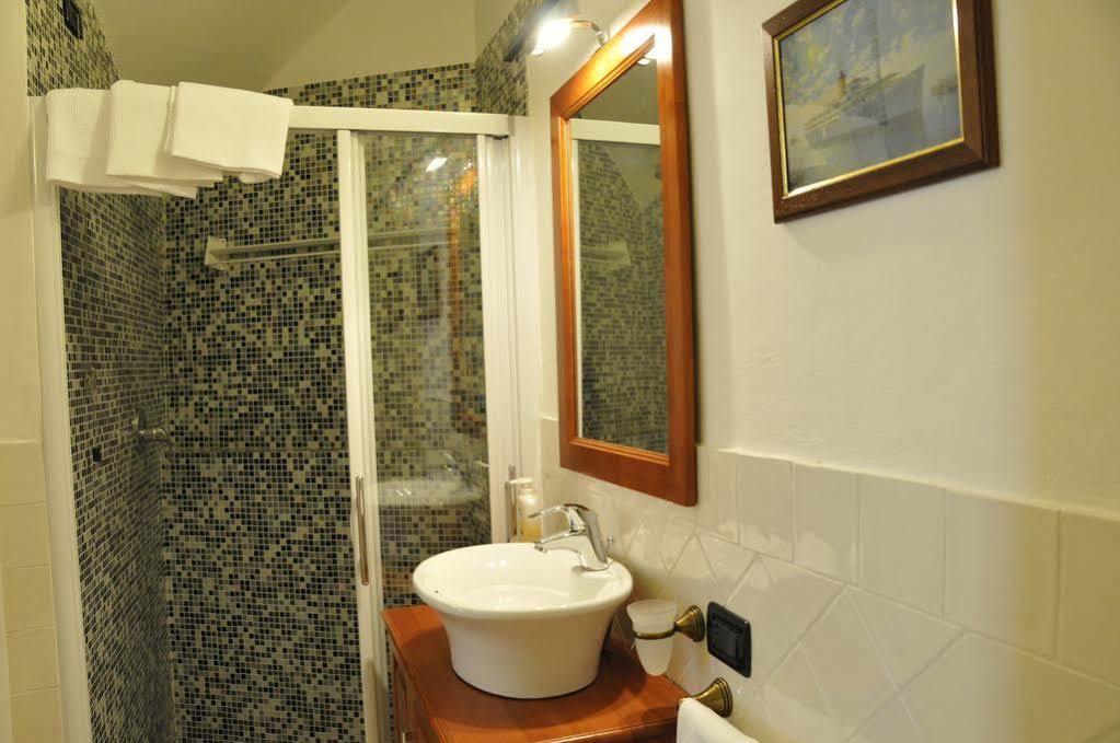 Michela Rooms Riomaggiore Extérieur photo
