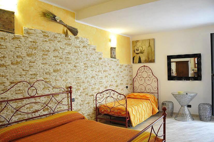 Michela Rooms Riomaggiore Extérieur photo